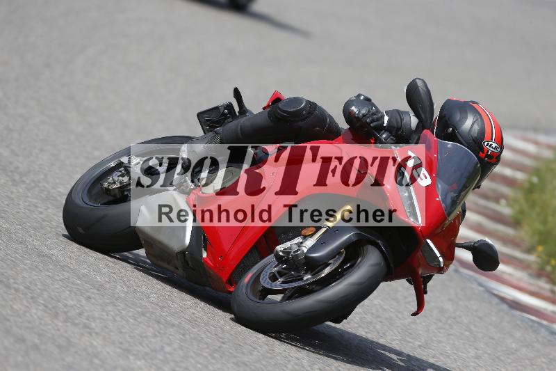 /27 12.06.2025 Ducati Schweiz Trackday Warmup  ADR/gelb-jeaune/19-1